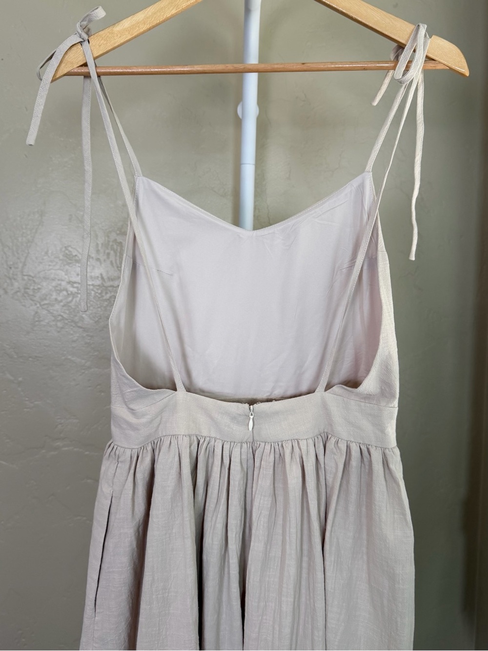 Commense Oatmeal Beige Tie-Shoulder Backless 100% Cotton Maxi Dress Small NWT - Picture 8 of 11